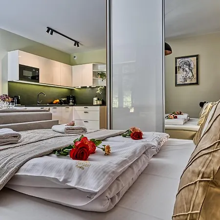 Apartament Z Prywatnym Jacuzzi Orlik Vip Residence - Blisko Wyciagu I Wang By Royal Aparts Karpacz Exterior photo